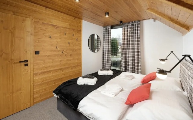 Villa in Cerny Dul With Pool & Sauna