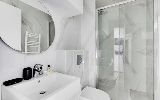 Elegant Studio - 3P - Republique