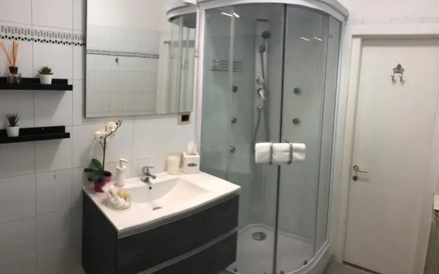 Alex Suites
