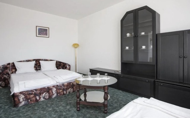Hotel Bobr