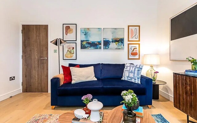 Stunning Earls Court Flat