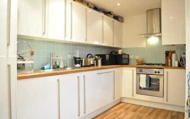 Modern 1 Bedroom Apartment in Central Location London