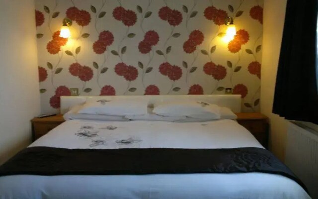 Hunters Lodge Motel