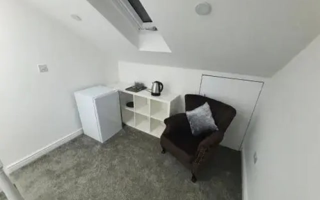 Beautiful Room-4