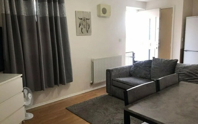 Immaculate 1-bed Apartment in Stoke-on-trent