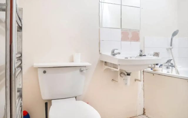 Teviot Street - Deluxe Double Room