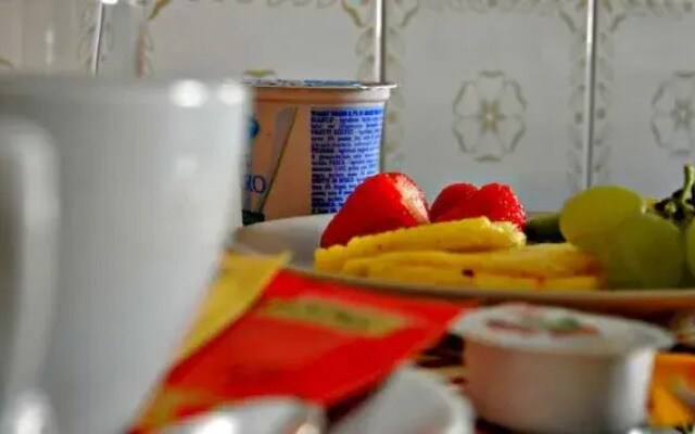 Your Rhome B&B