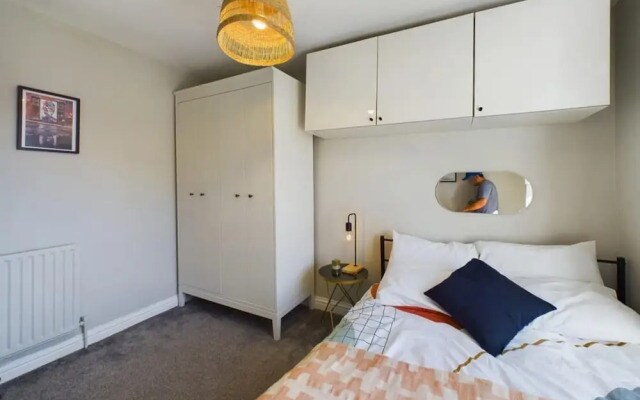 The Dalston Hideout Captivating 2bdr Flat
