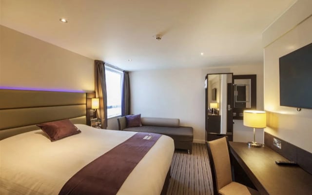 Отель Premier Inn London Holborn