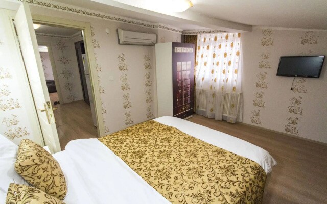 Ilya Suite