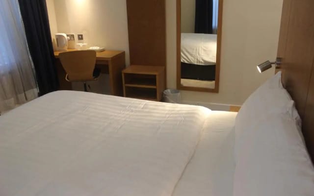 Corona Hotel Sheffield Meadowhall