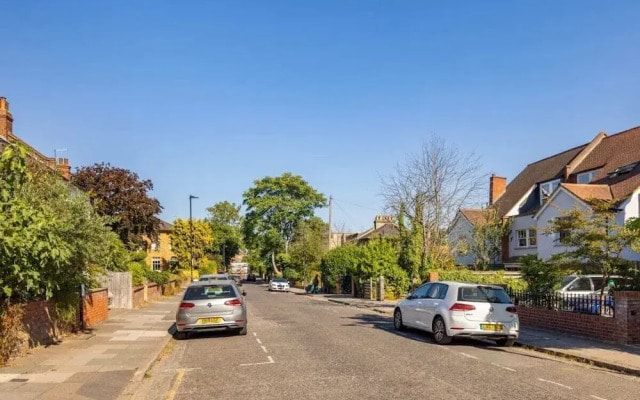 The Finchley Bolthole - Delightful 2bdr Flat