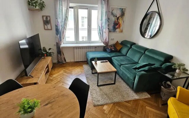 Smulikowskiego 2