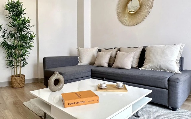5494B - Appartement familial - Batignolles