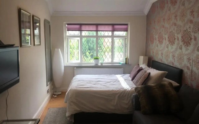 Albemarle Apartment