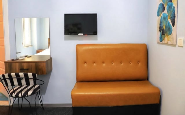 By Boss Hotel