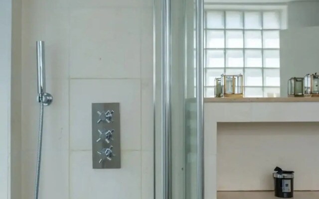 Relaxing 1 Bedroom Wellness Retreat in Vibrant Clapham