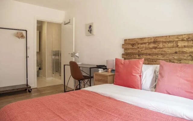 Modern Wandsworth Apartment