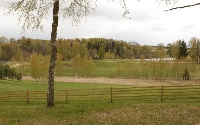 Ööbikuoru Holiday Center