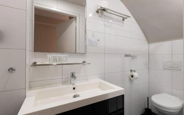 Midtown Hotel Twin Studio