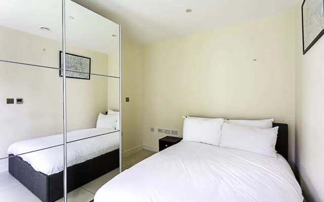Modern Shoreditch Apartment