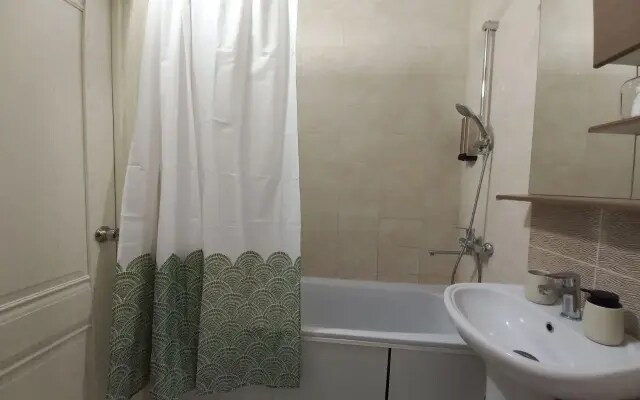Апартаменты на улице Попова 35