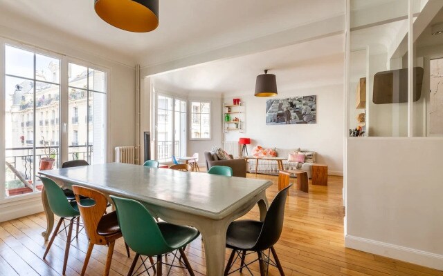 Retro Chic in Petit Montrouge