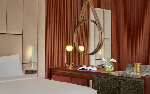Hotel Verte, Warsaw, Autograph Collection
