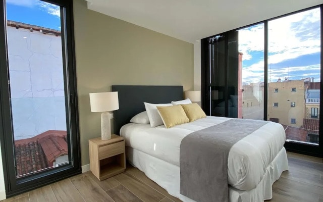 w Modern 2BR With Terrace in Chueca