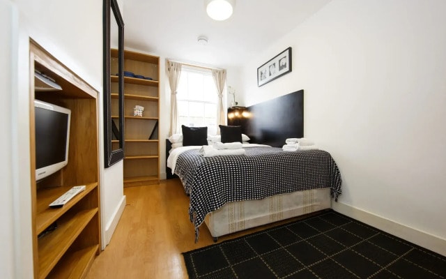 Studios 2 Let North Gower
