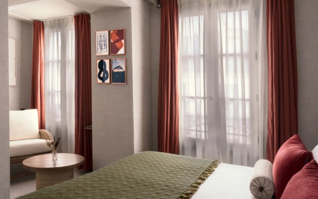 Hotel Suzie Blue