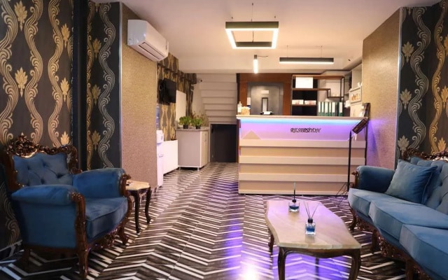 Class Suites Taxim