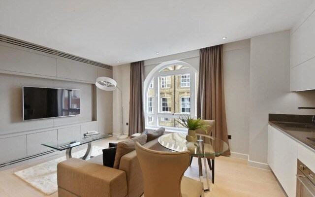 Vauxhall Bridge Road by Aeria Apartments