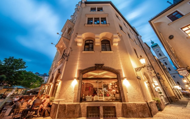 hotelImage