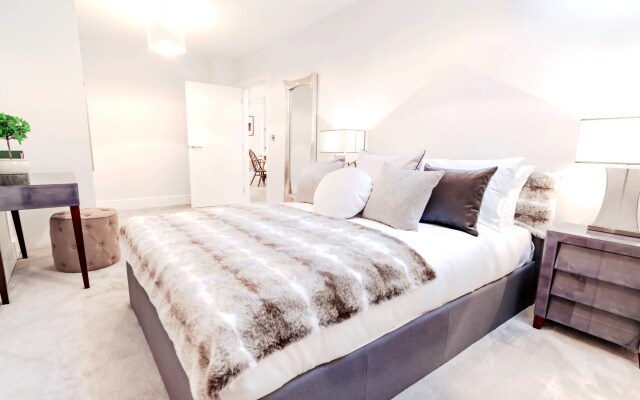 King's Mews II Apartments