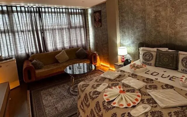 Kral As Suit Hotel
