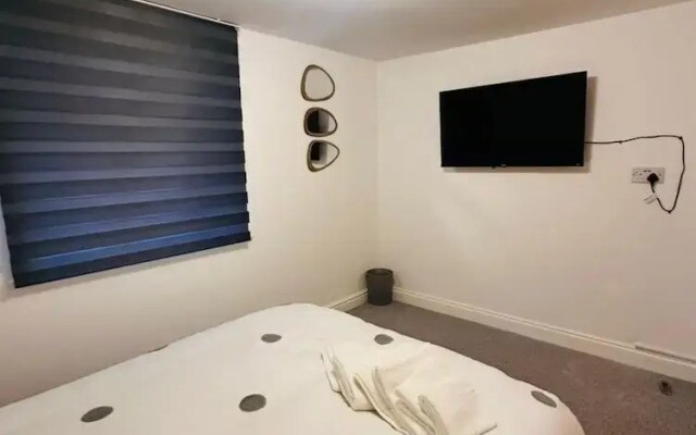 Home Away From Home- City Centre Gem