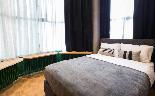 Quentin Zoo hotel