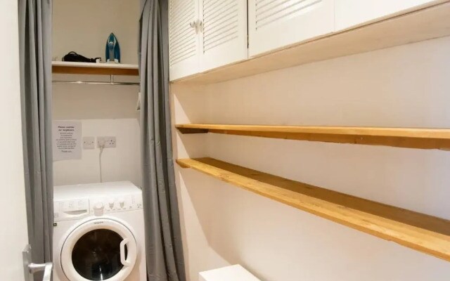 Stylish Studio Flat in West Kensington
