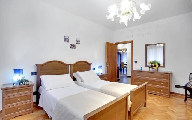 Grimaldi Apartments - Elena