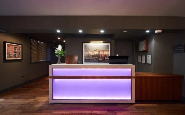 Heywood House Hotel