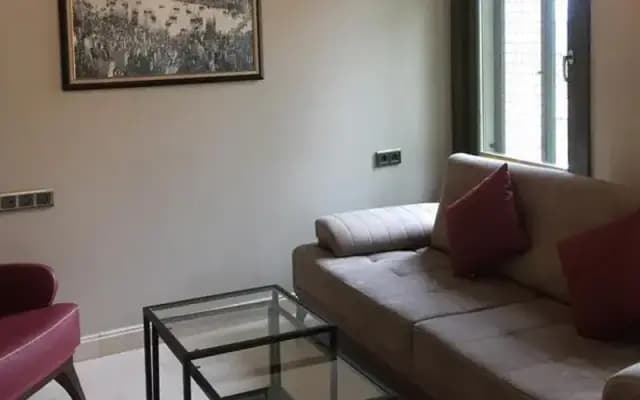 Leader Mansion Hotel & Suite