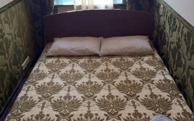 Suharevka B & B Hostel