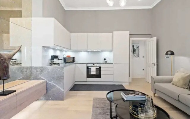 Stunning 2 Bed Apt, Sleeps 4 nr Chelsea