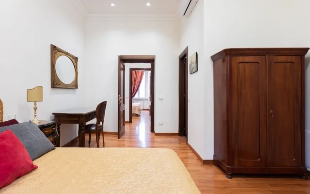 Elegant Salandra Suite