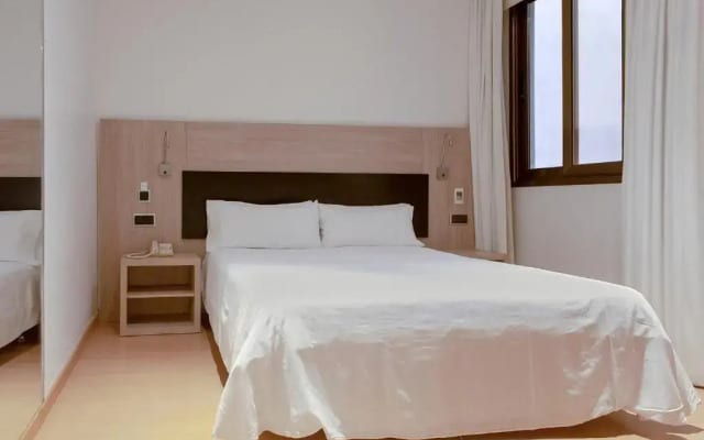 Hotel Lleó