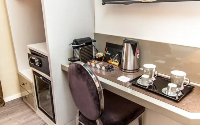 Rhea Silvia Luxury Rooms