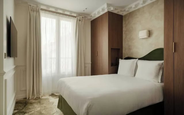 Leon Hotel-pigalle/suite-31