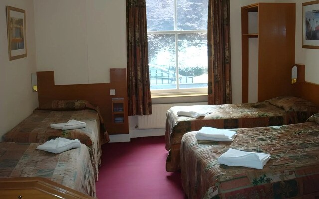 Berkeley Court Hotel