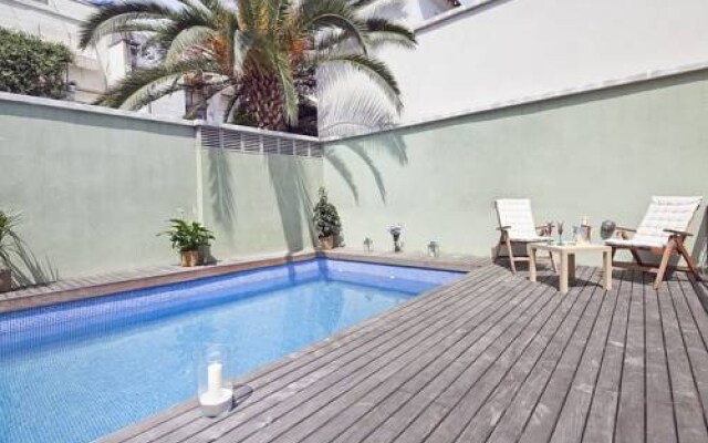 My Space Barcelona Pool Garden Apartments